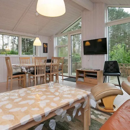 Beautiful Holiday In With Terrace Holiday home *