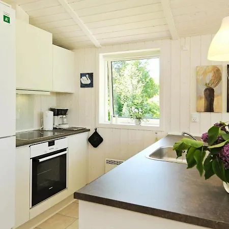 Beautiful Holiday In With Terrace Feriehus